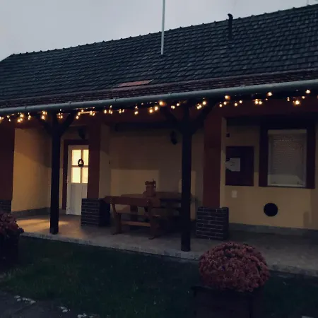 Tiszavirag Vendeghaz